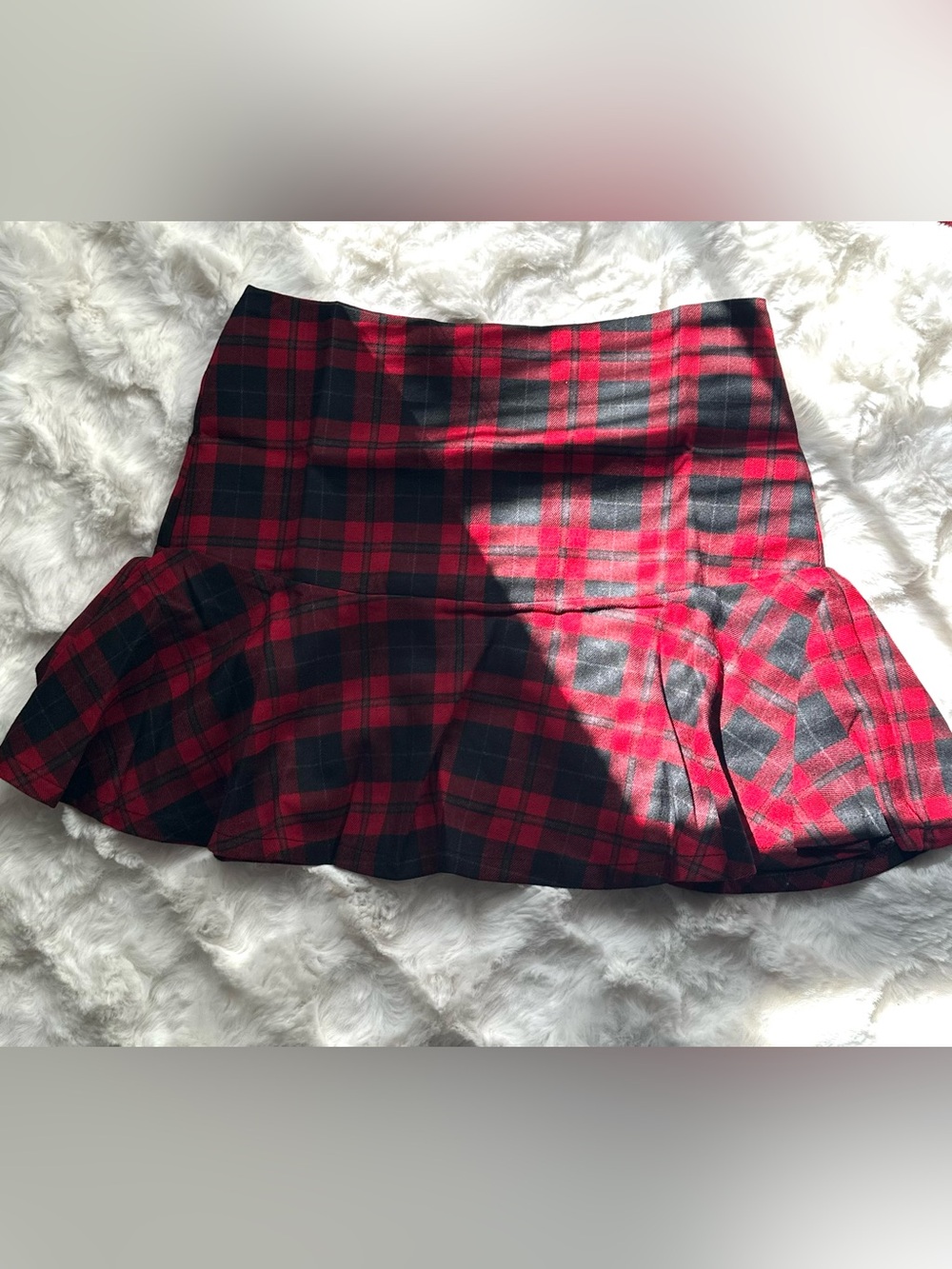 Red & Black Plaid Essential Stylish Ruffle Hem Chic Mini Skirt- Women’s